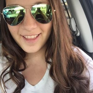 Meet your Posher, Jill